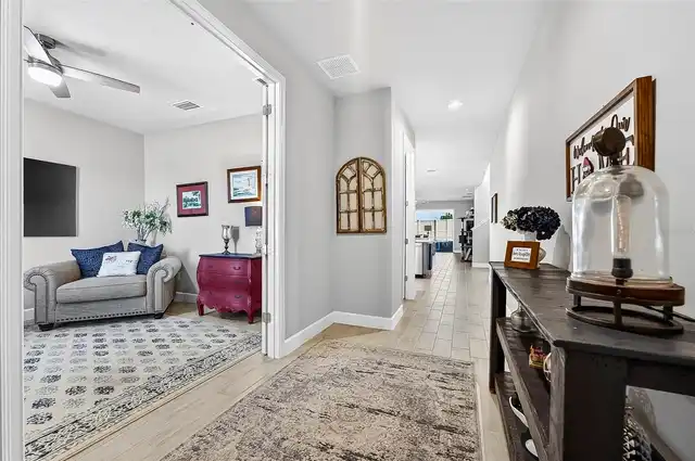 Listing Photo 32