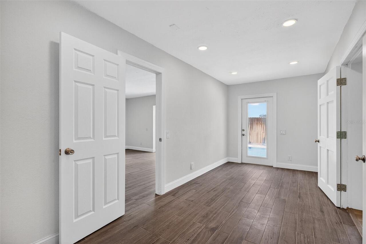 Listing Photo 17