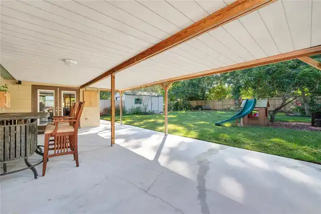 Listing Photo 14