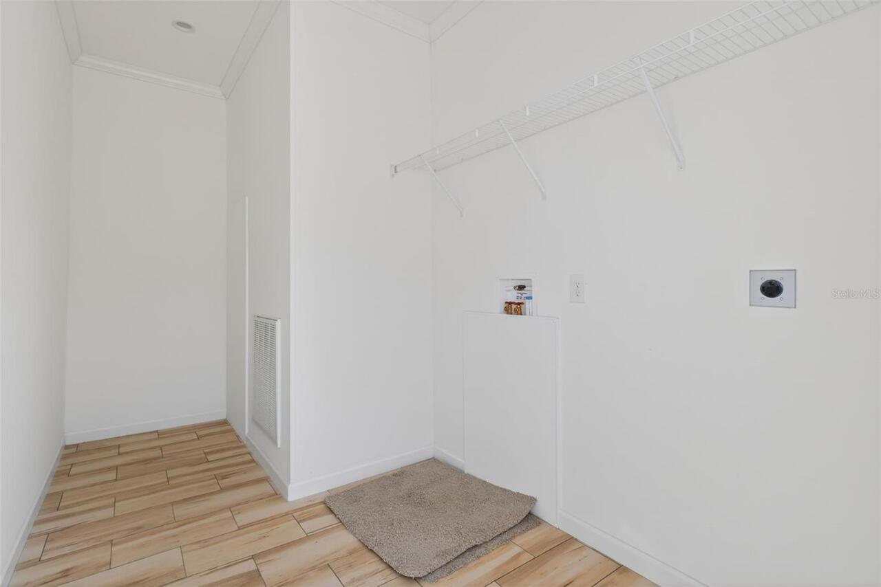 Listing Photo 33