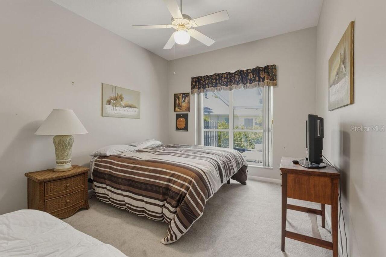 Listing Photo 15
