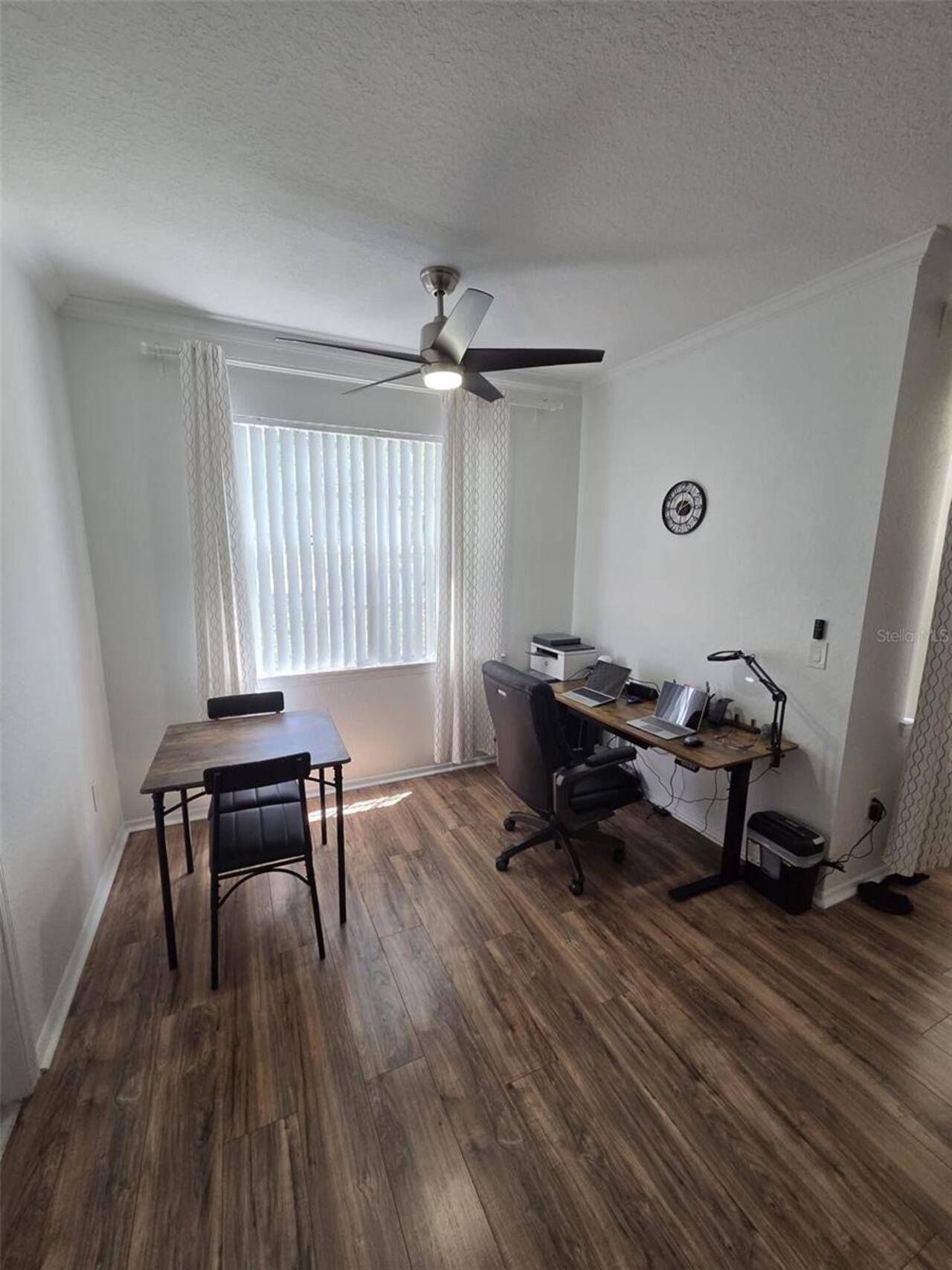 Listing Photo 11