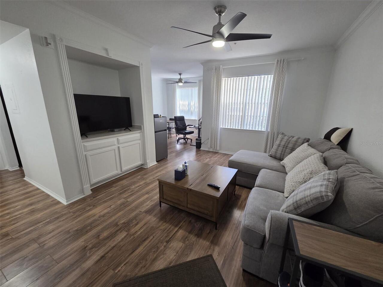 Listing Photo 12