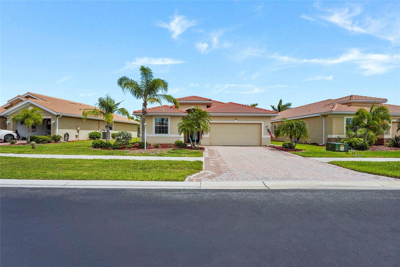 Listing Photo 11