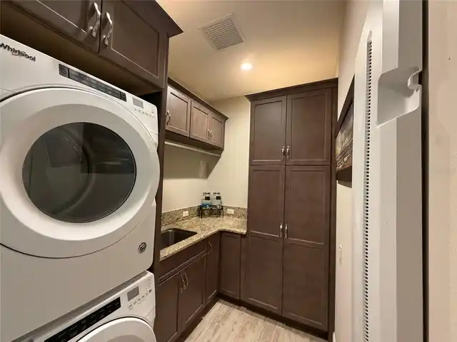 Listing Photo 34