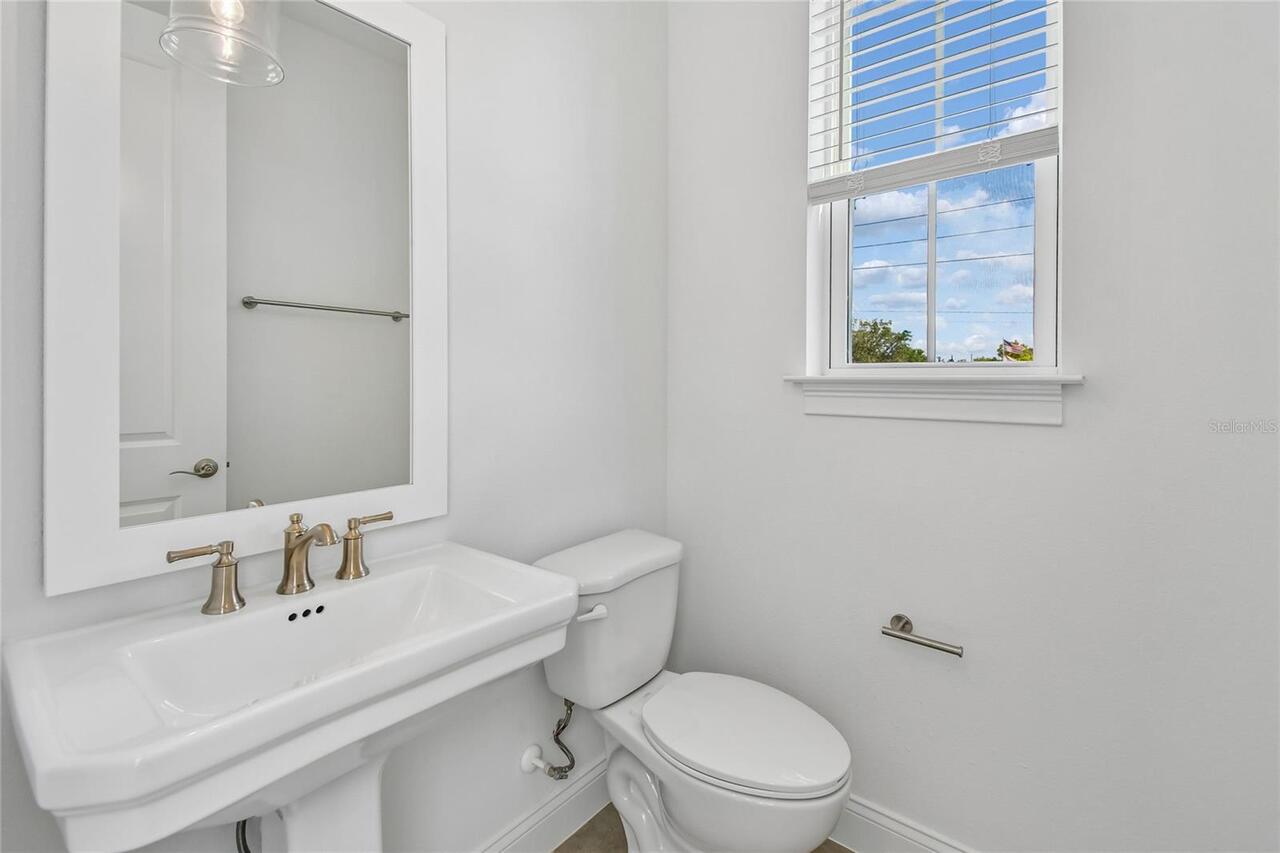Listing Photo 14