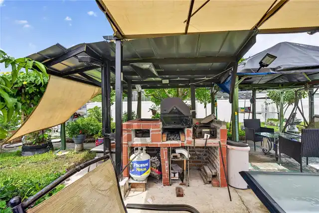 Listing Photo 43