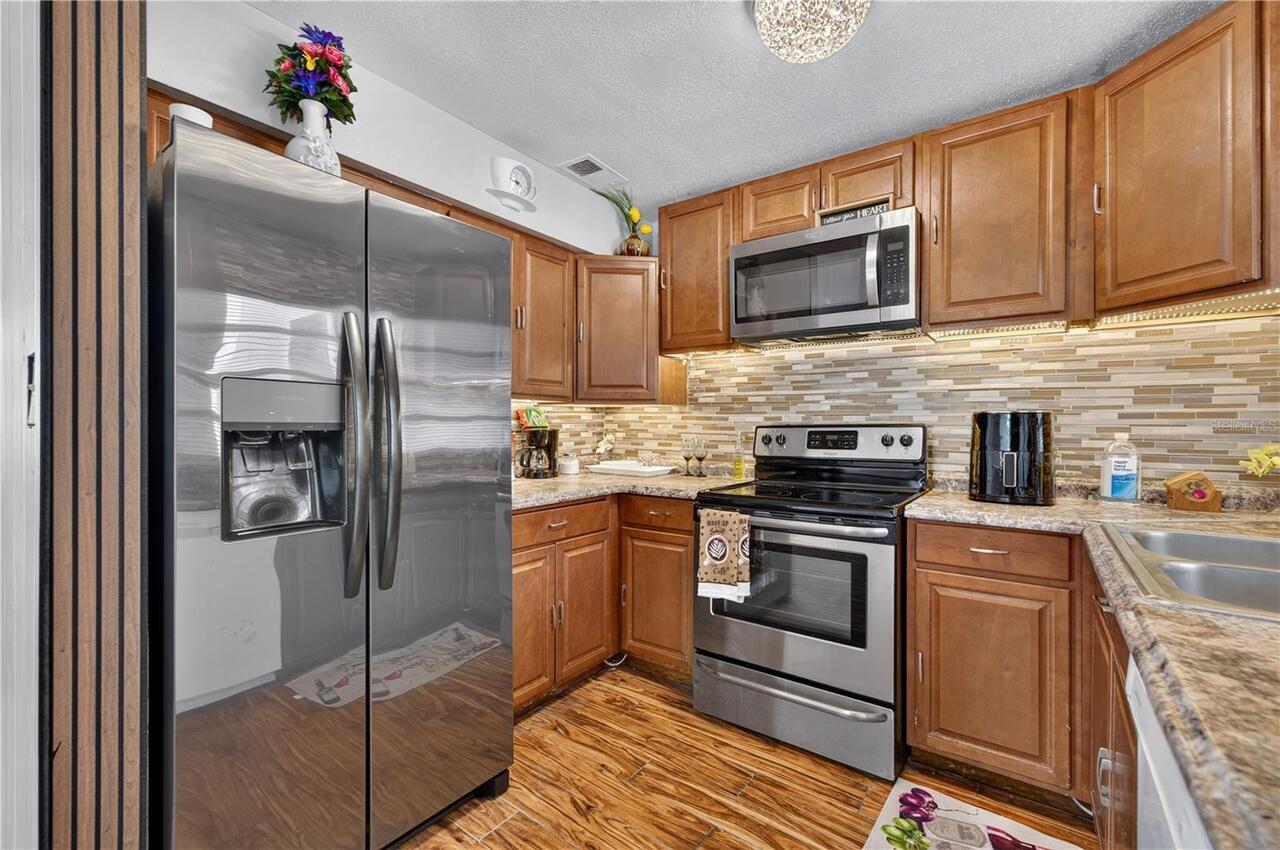Listing Photo 14