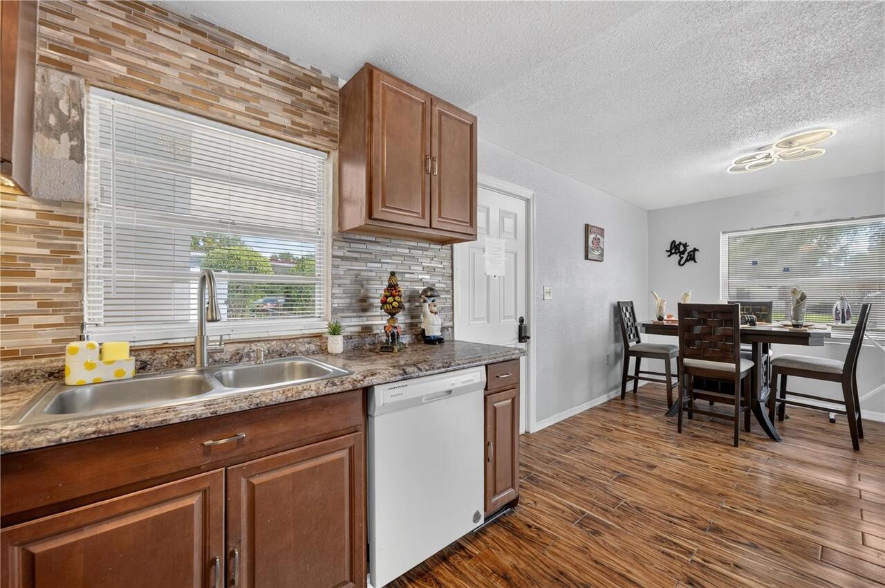 Listing Photo 16
