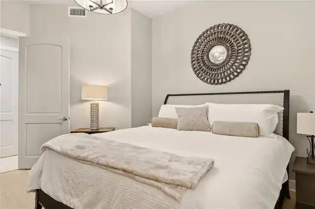 Listing Photo 33
