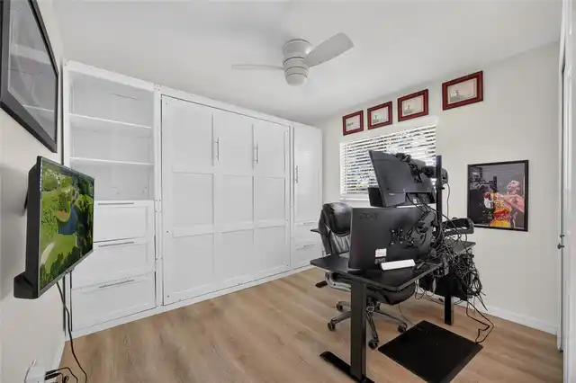 Listing Photo 17