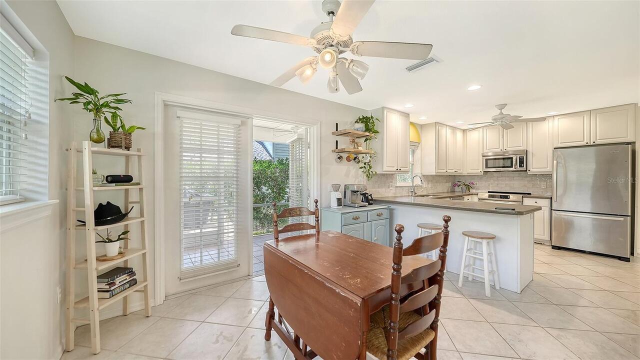 Listing Photo 11