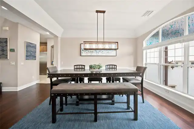 Listing Photo 16