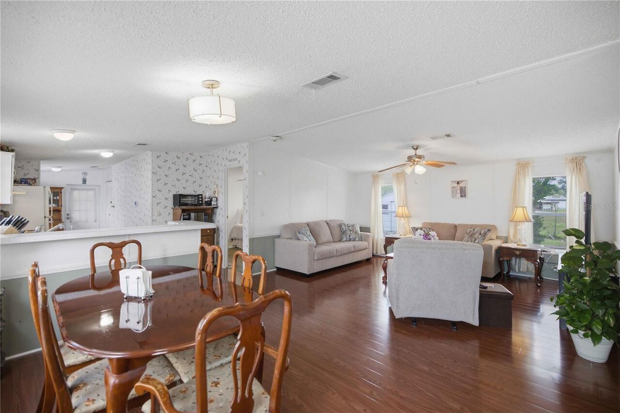 Listing Photo 10