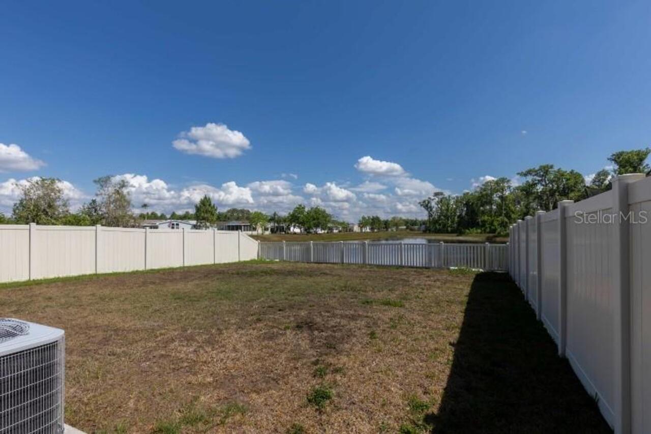 Listing Photo 9