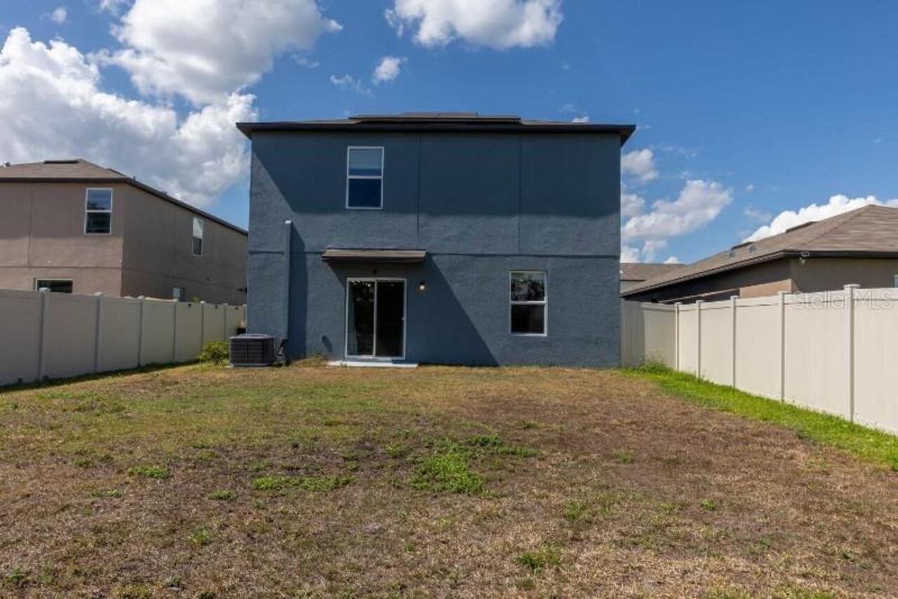 Listing Photo 10
