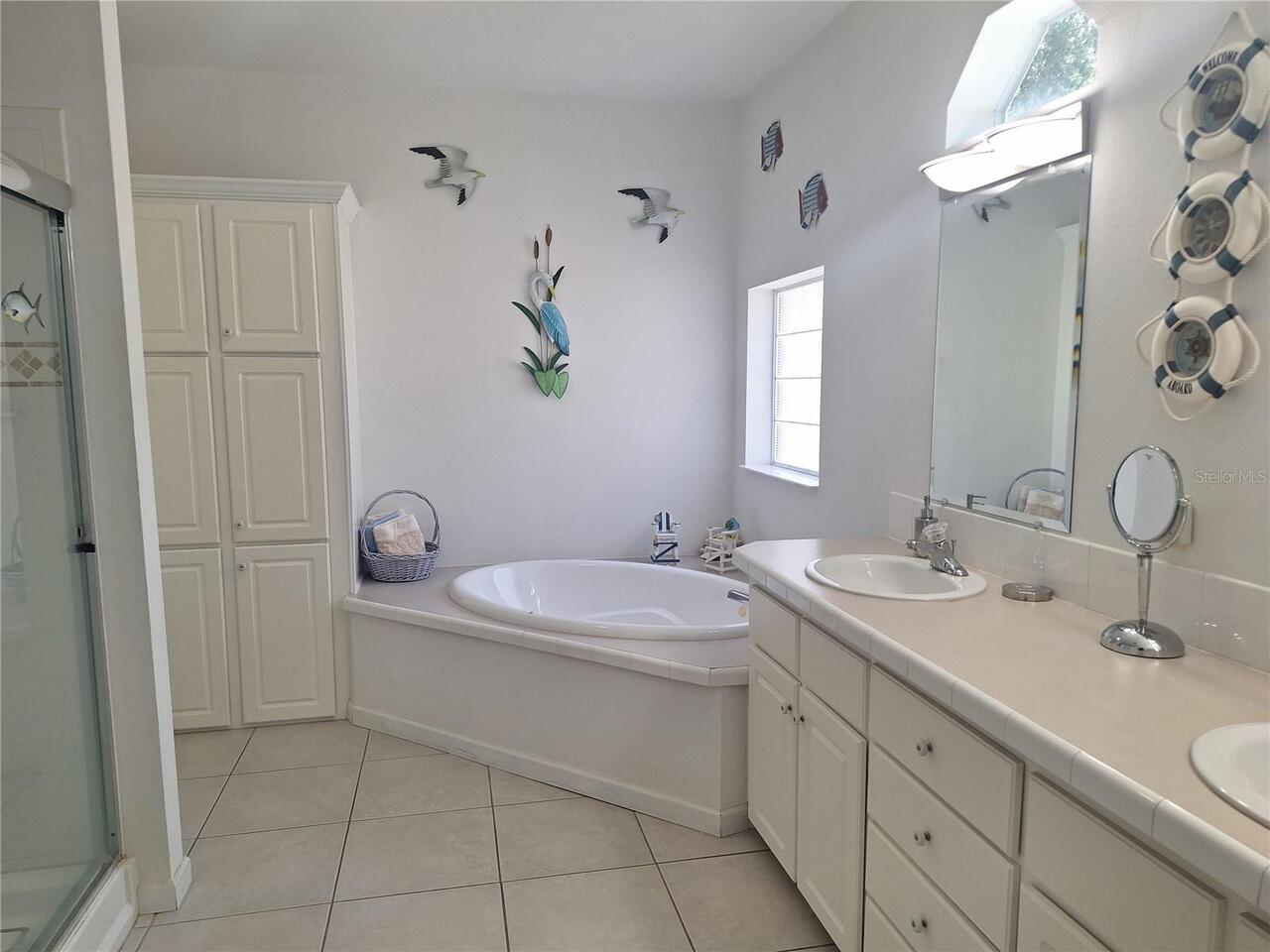 Listing Photo 16