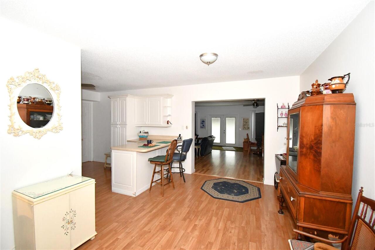 Listing Photo 7