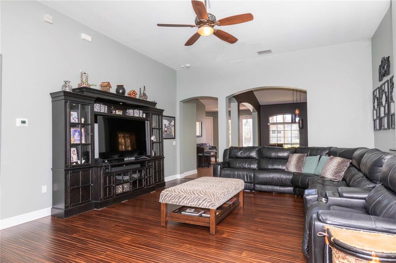 Listing Photo 14