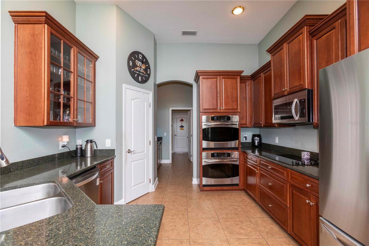 Listing Photo 16