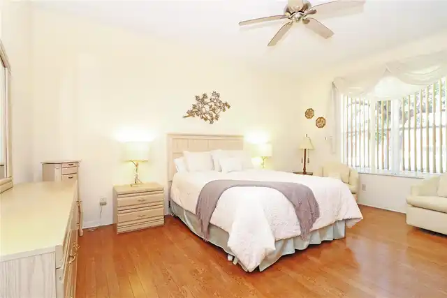 Listing Photo 15