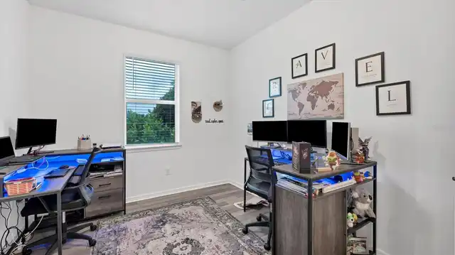 Listing Photo 21