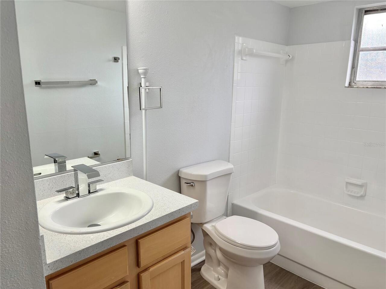 Listing Photo 14