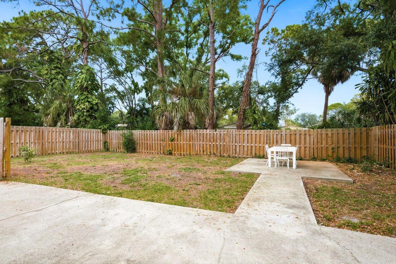 Listing Photo 43