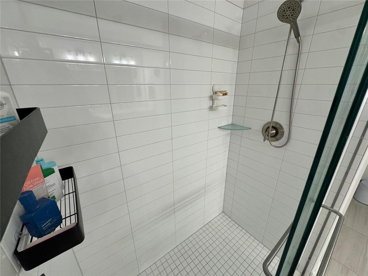 Listing Photo 25
