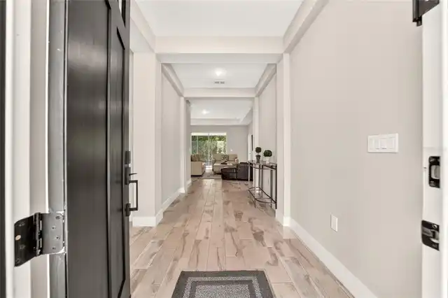 Listing Photo 14