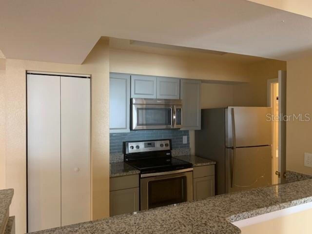Listing Photo 12