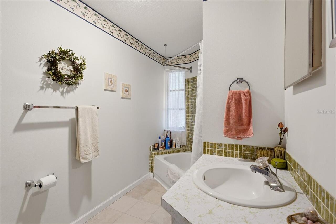 Listing Photo 18