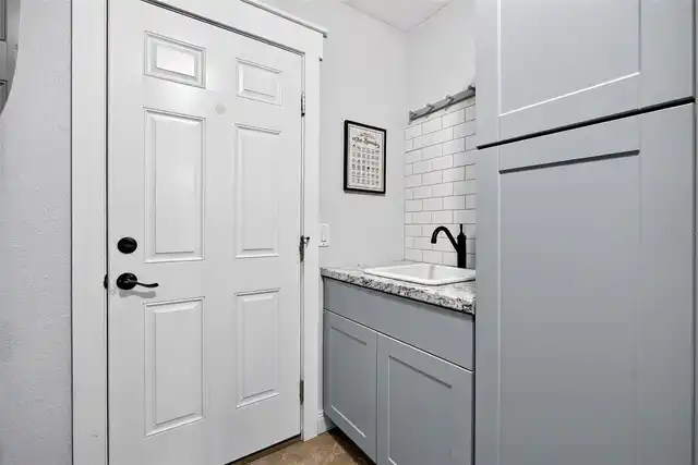 Listing Photo 35
