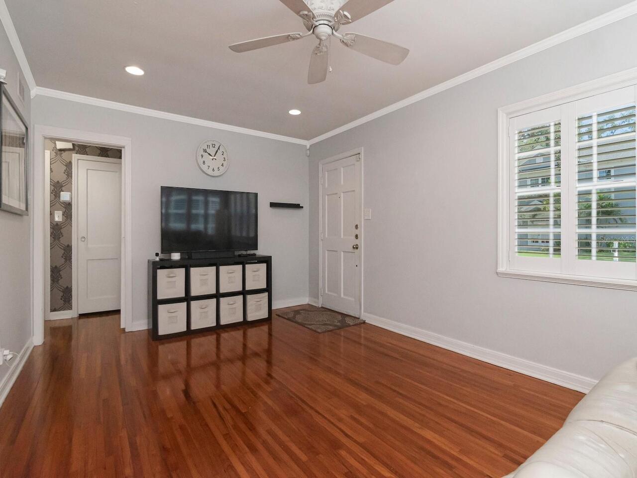 Listing Photo 7