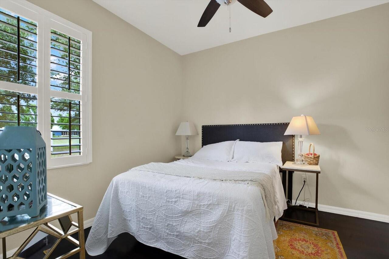 Listing Photo 15