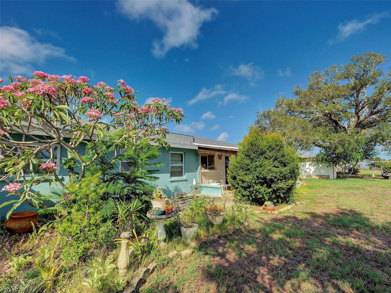 Listing Photo 8