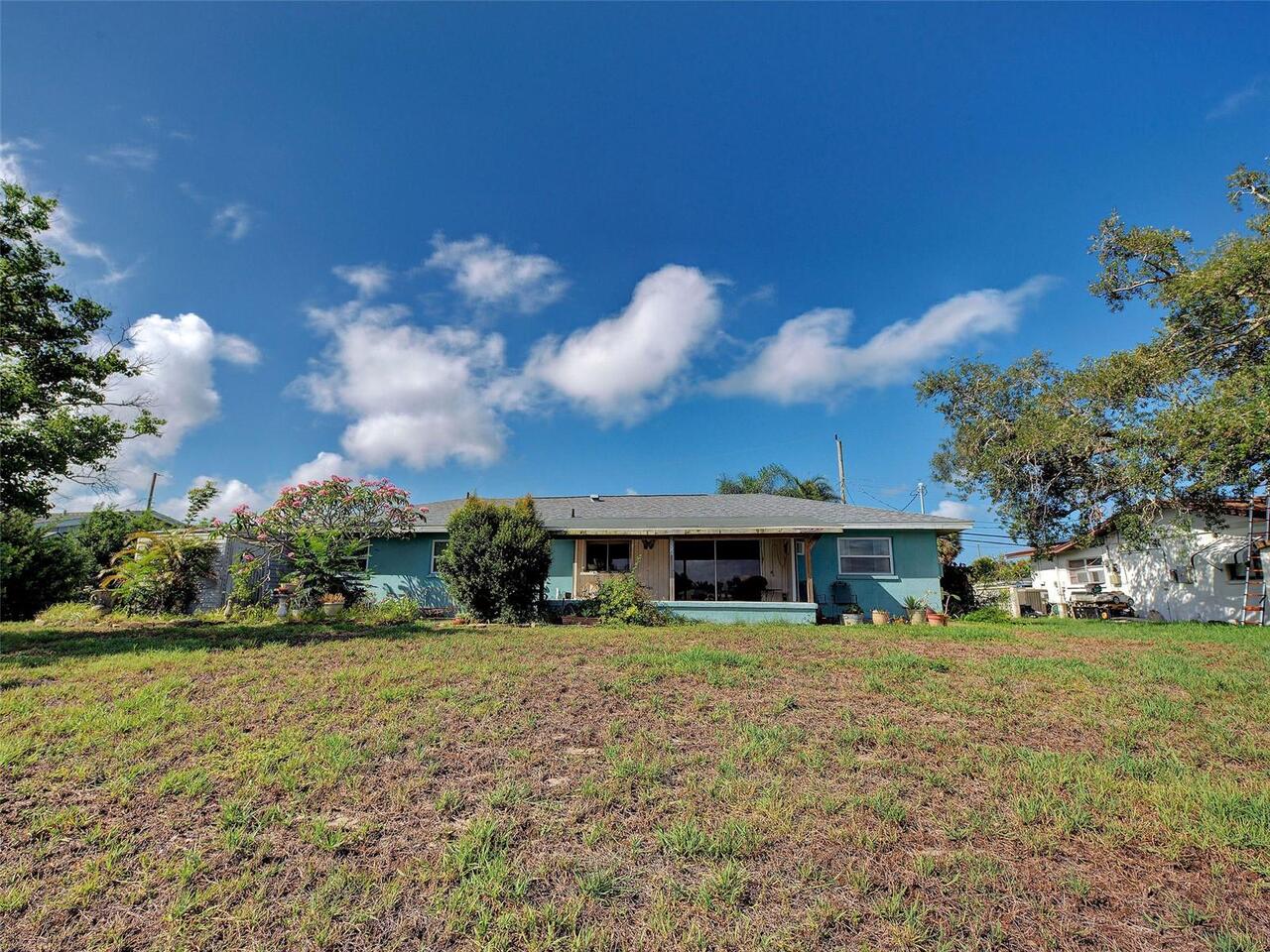 Listing Photo 9