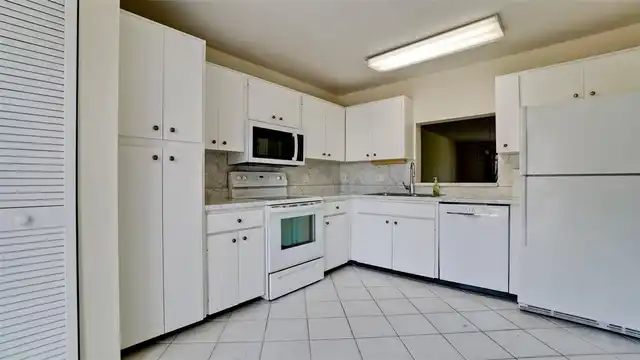 Listing Photo 27