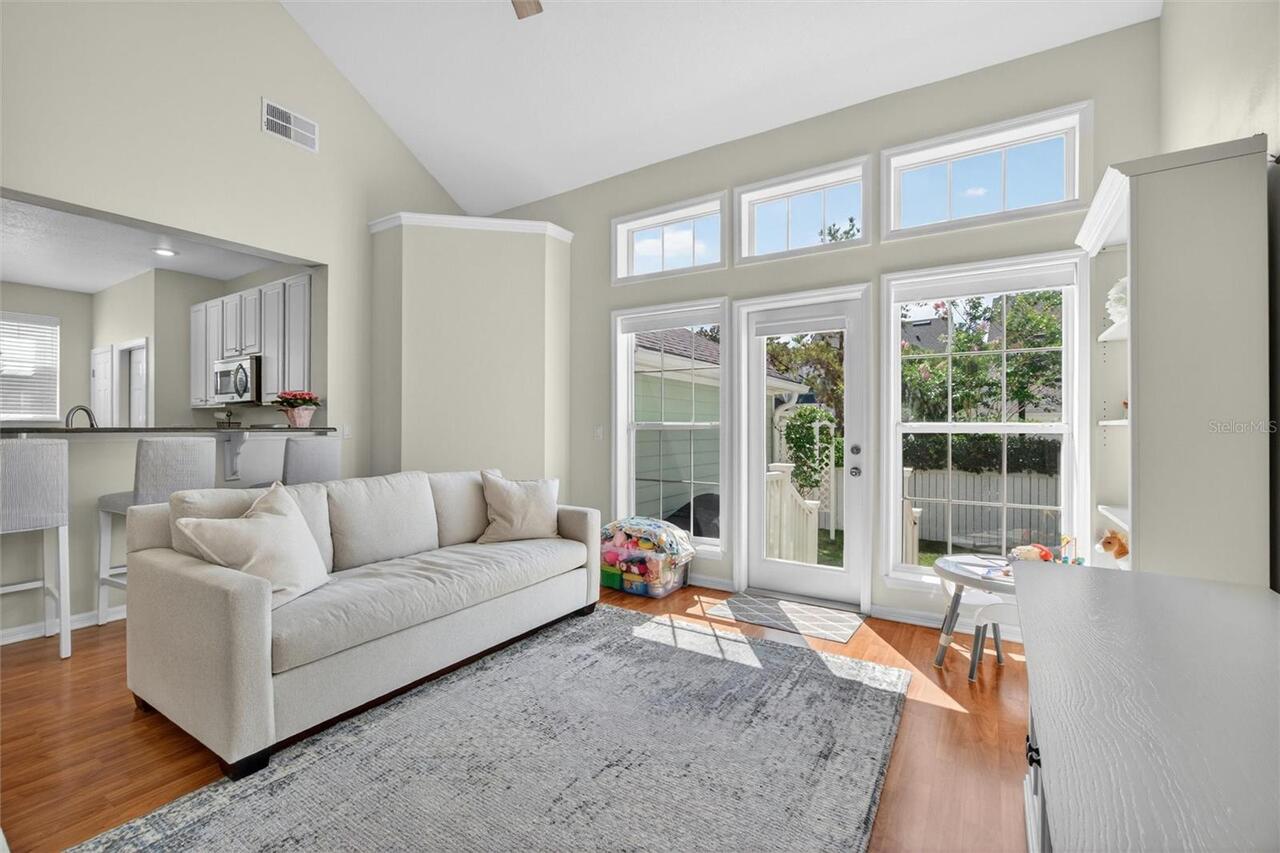 Listing Photo 11