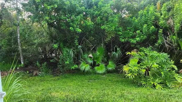 Listing Photo 11