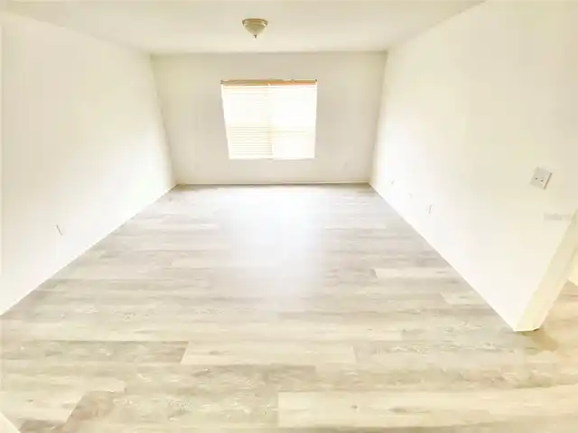 Listing Photo 24