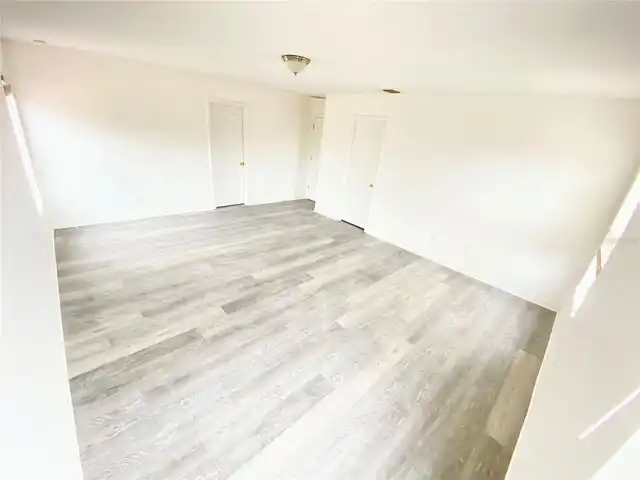 Listing Photo 32