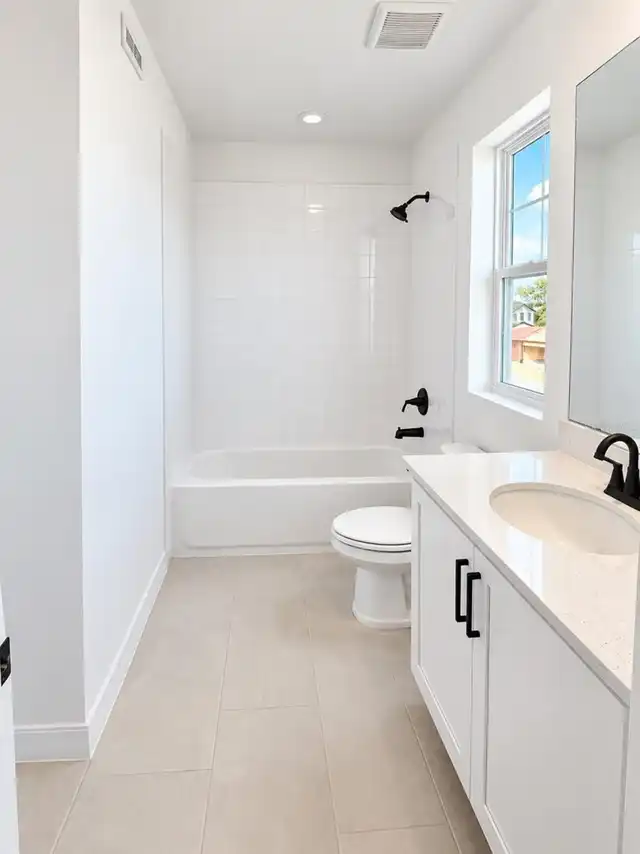 Listing Photo 9