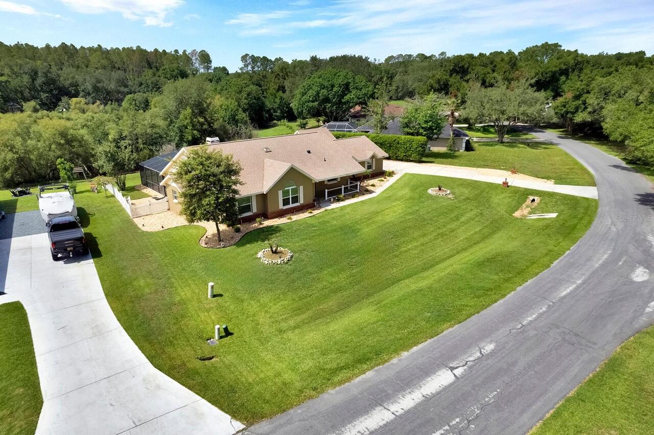 Listing Photo 8