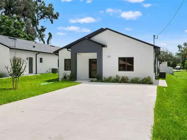 Listing Photo 16