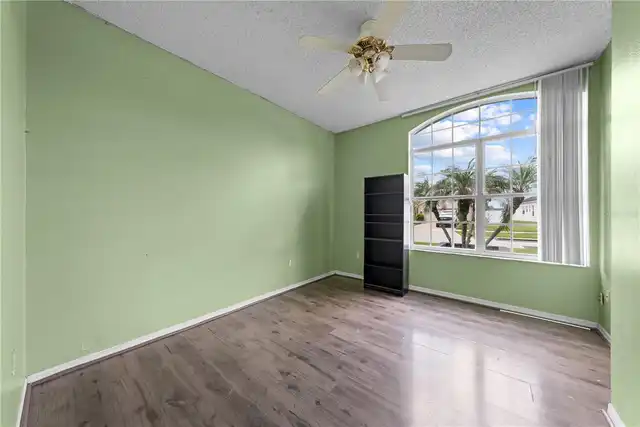 Listing Photo 34