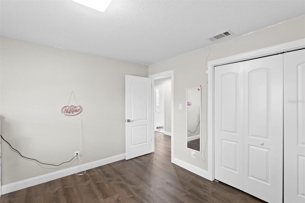 Listing Photo 28