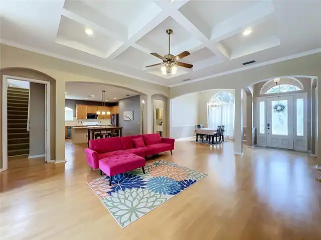 Listing Photo 19