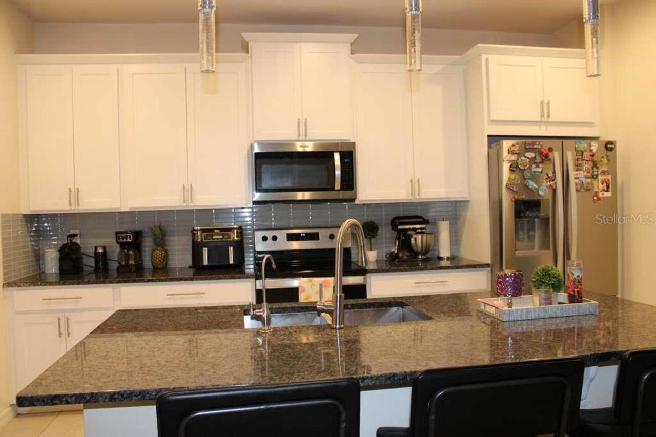 Listing Photo 7