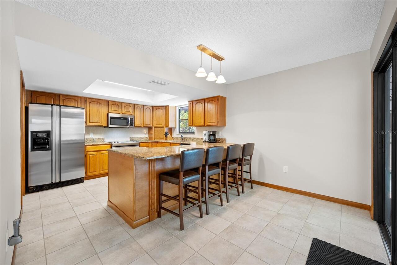 Listing Photo 16